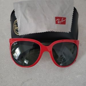 Red Ray-Bans